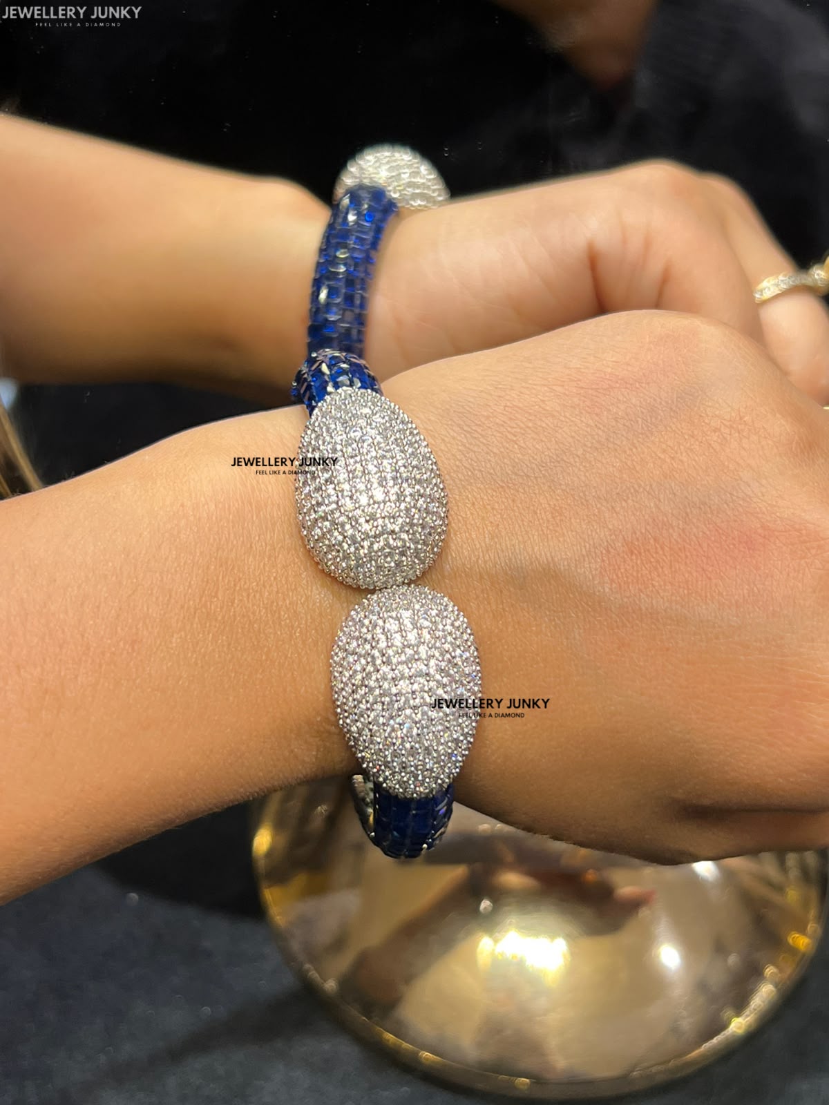 AALAYANA DIAMOND BRAECLET