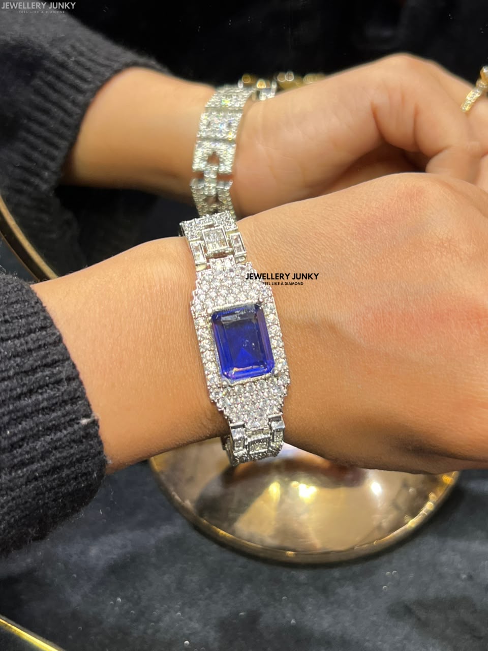 VRISHTI DIAMOND BRACELET