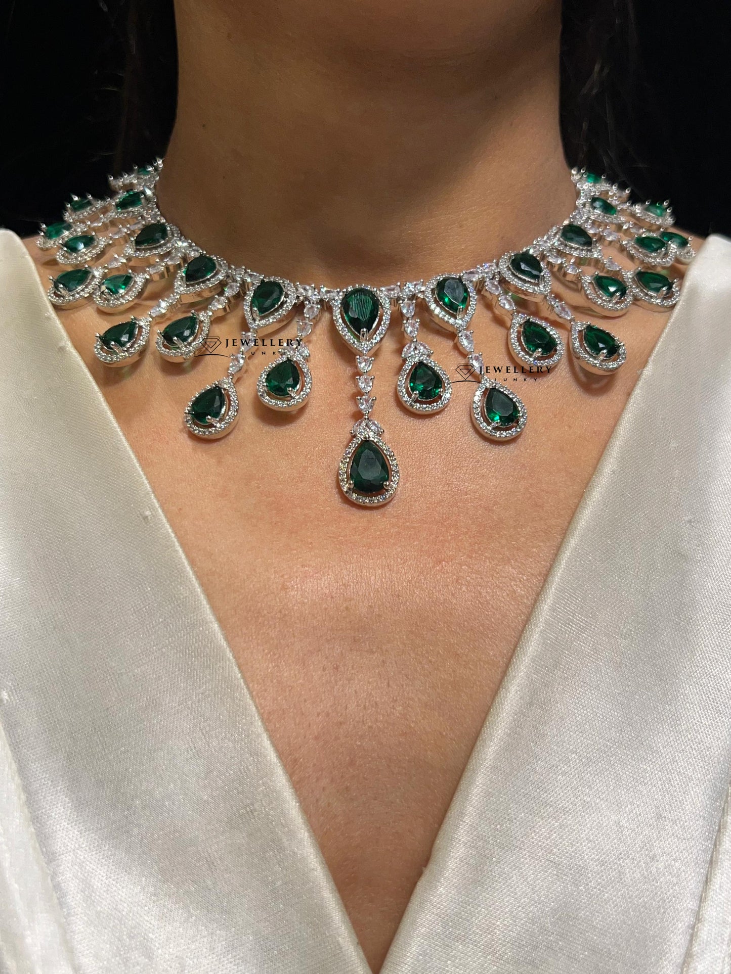 MAXINE DIAMOND NECKLACE