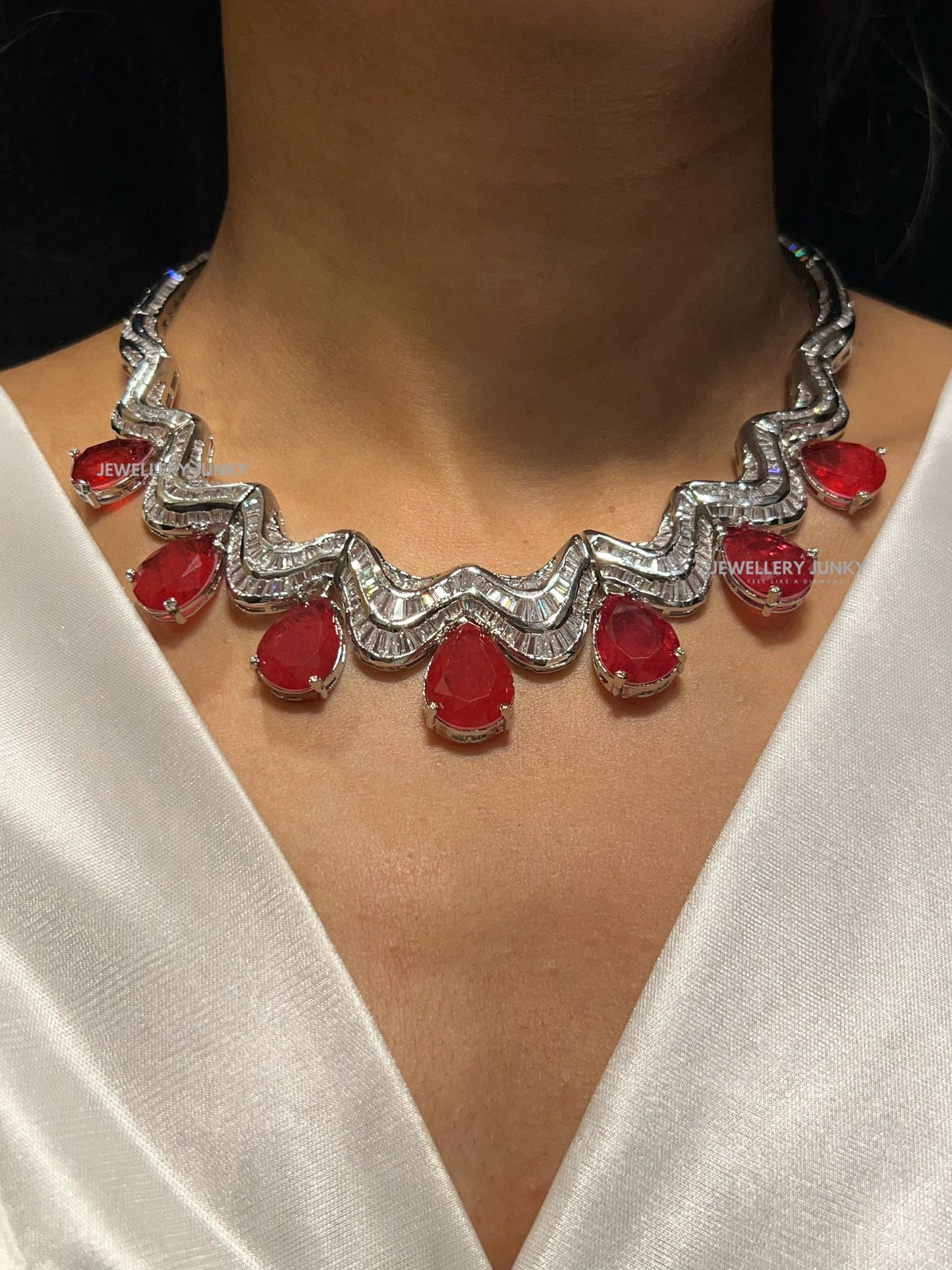 RIMSHA DIAMOND NECKLACE N-1532