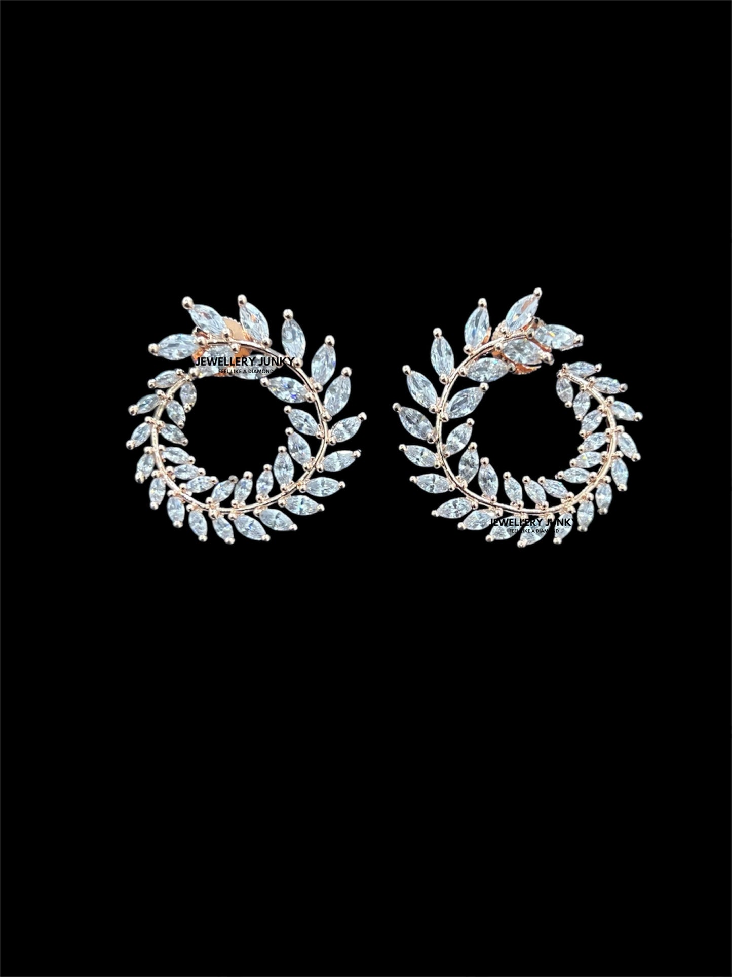 DARLE DIAMOND NECKLACE N-1062
