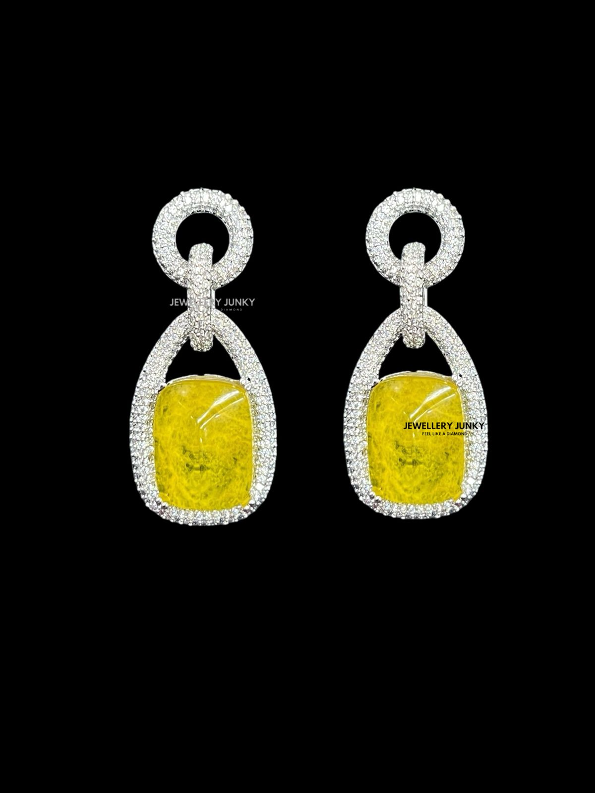 ARVI DIMAOND NECKLACE