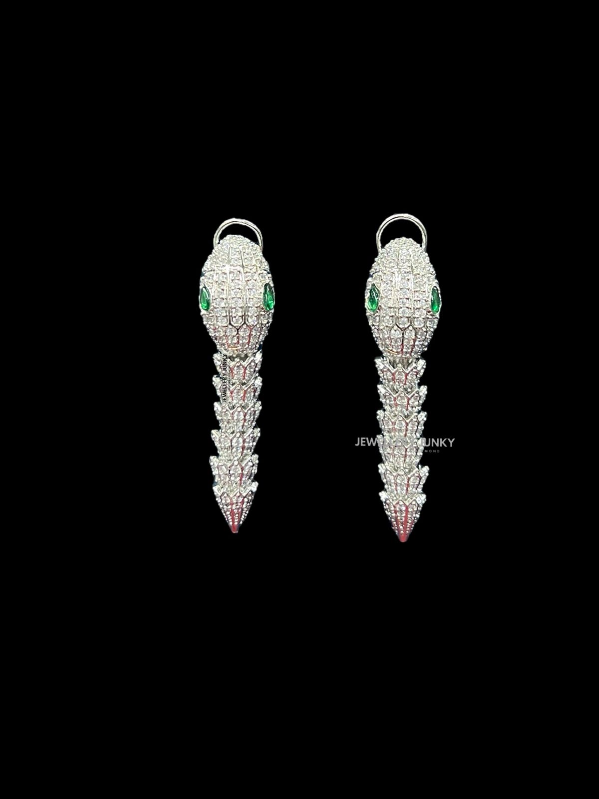 HUMA SNAKE DIAMOND NECKLACE