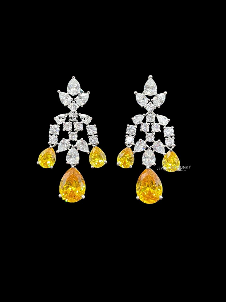 ELODIE DIAMOND NECKLACE