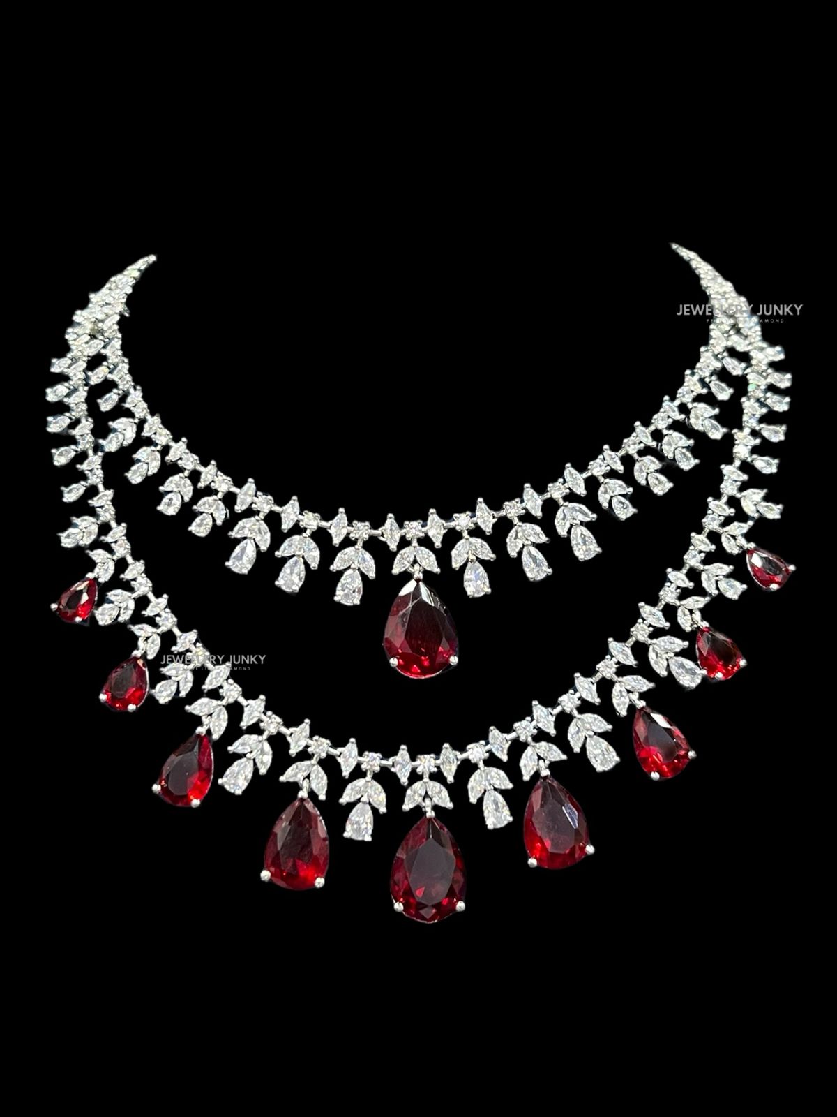 MONROE DIAMOND NECKLACE