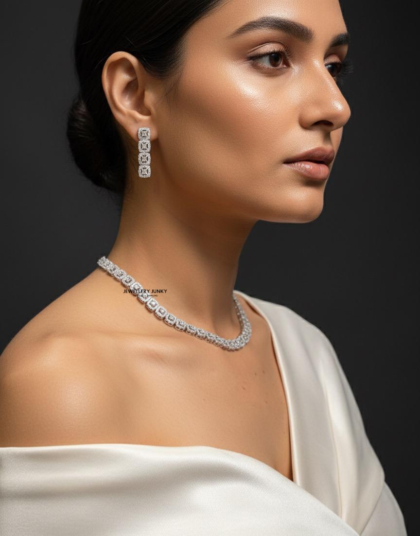 AVA DIAMOND NECKLACE N-1053