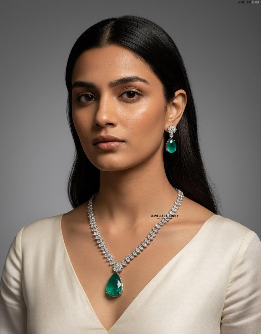 EDEN DIAMOND NECKLACE