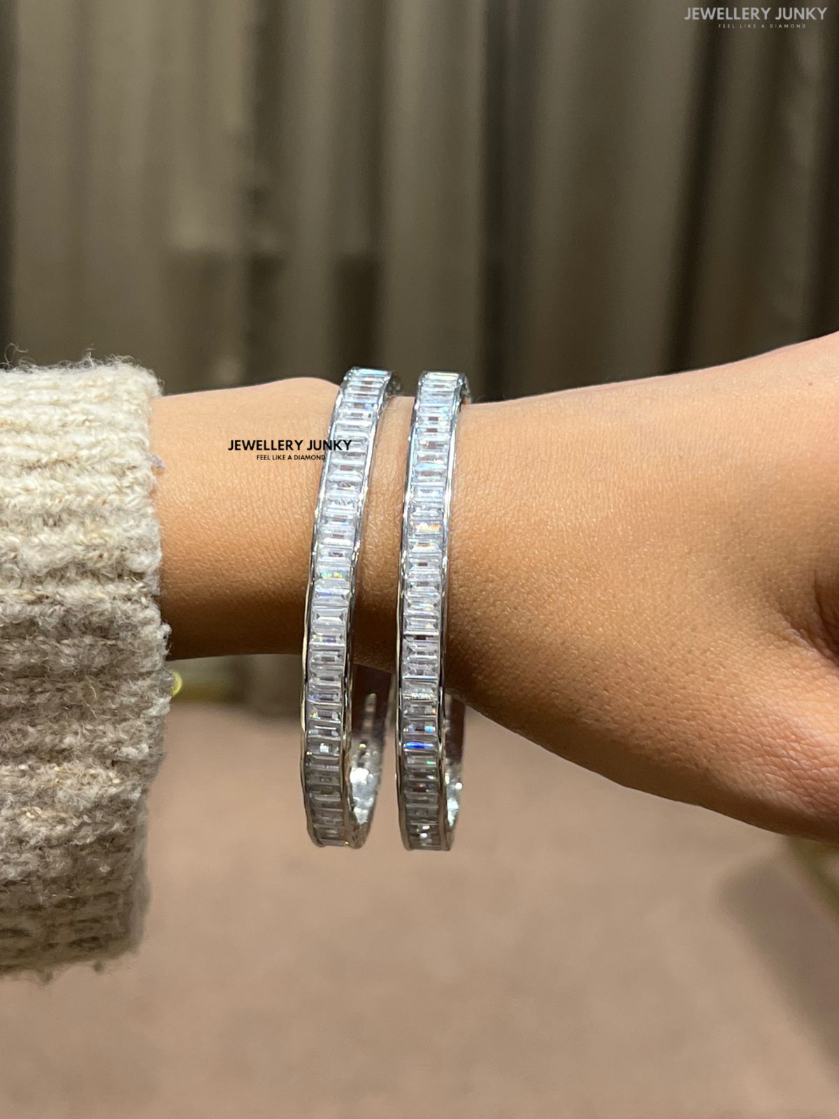 AABIRA DIAMOND BANGLES