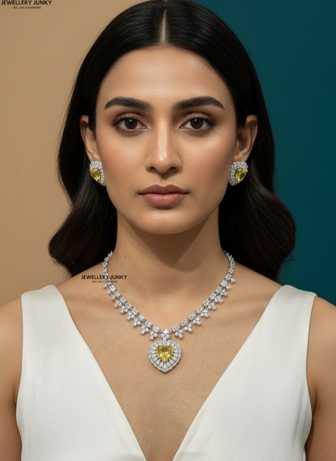 ARPANA DIAMOND NECKLACE