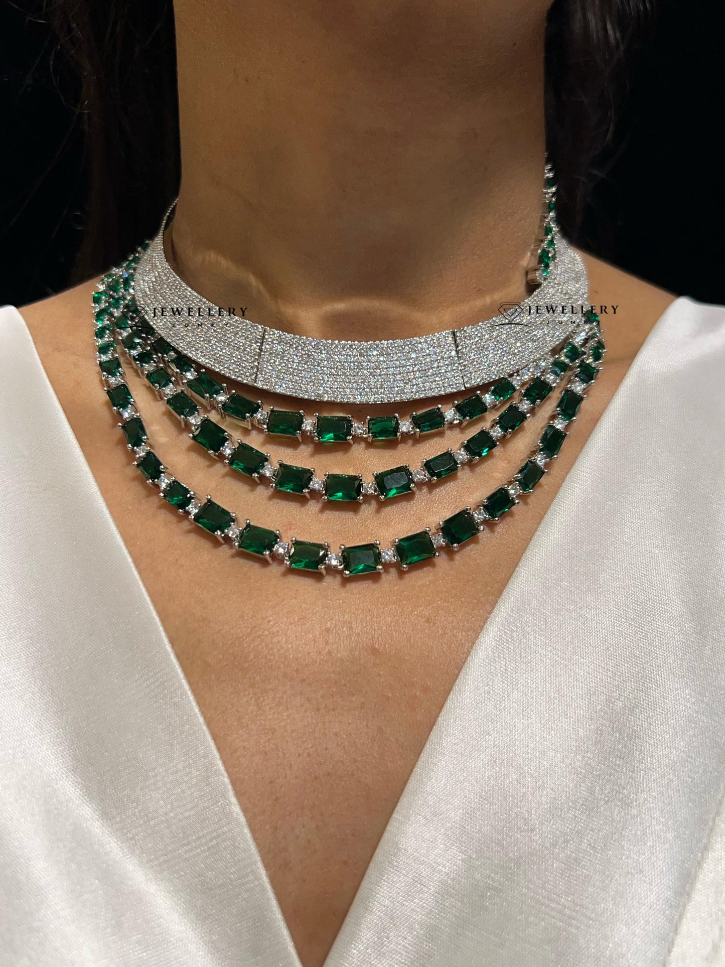 BRINDA DIAMOND NECKLACE N-1534