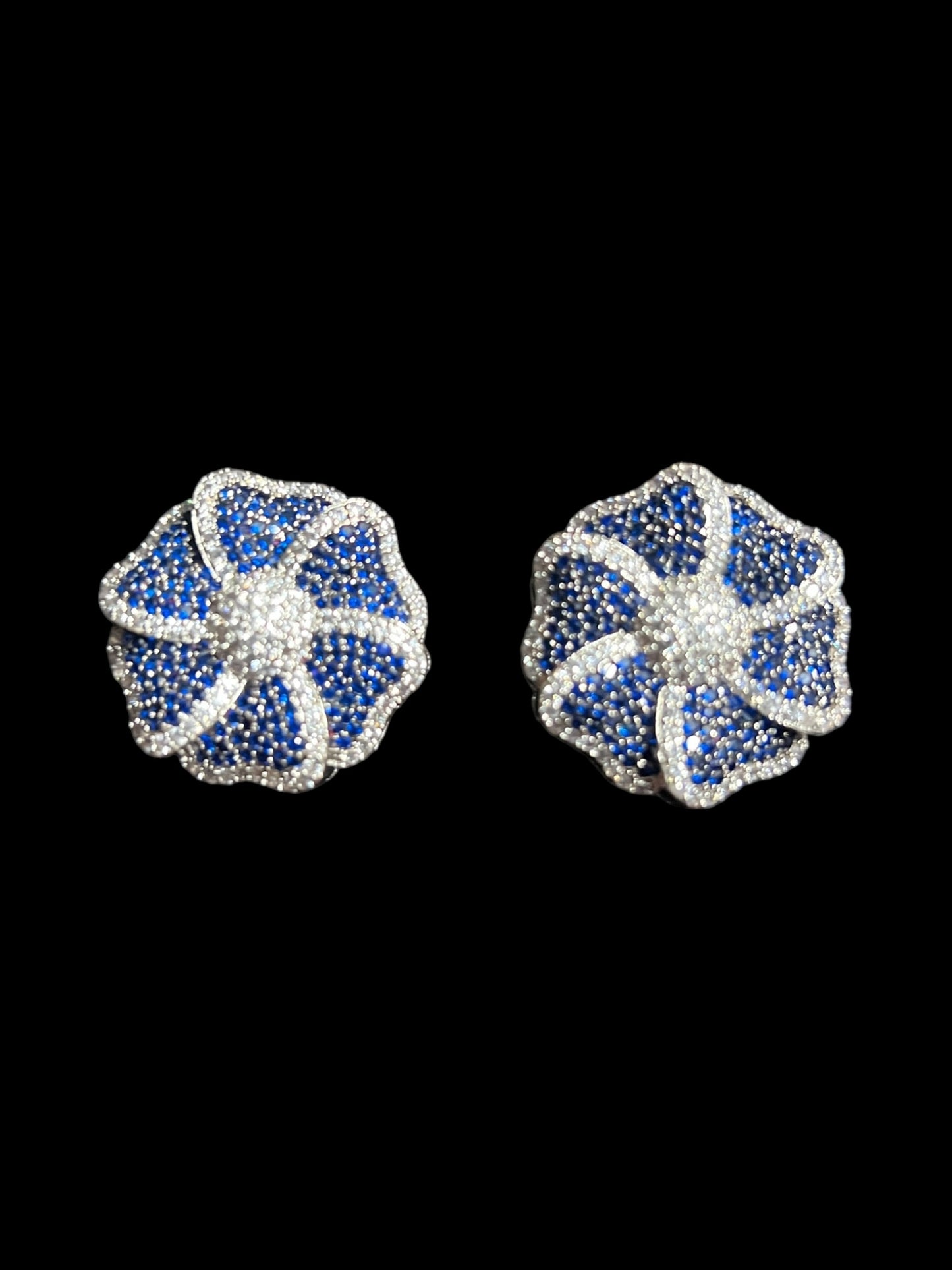 AURRA NANO DIAMOND STUD E-1016