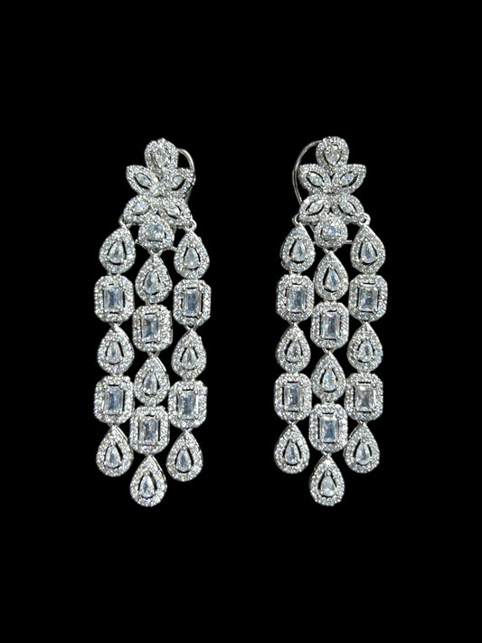 SOFIA DIAMOND EARRING  E-1075