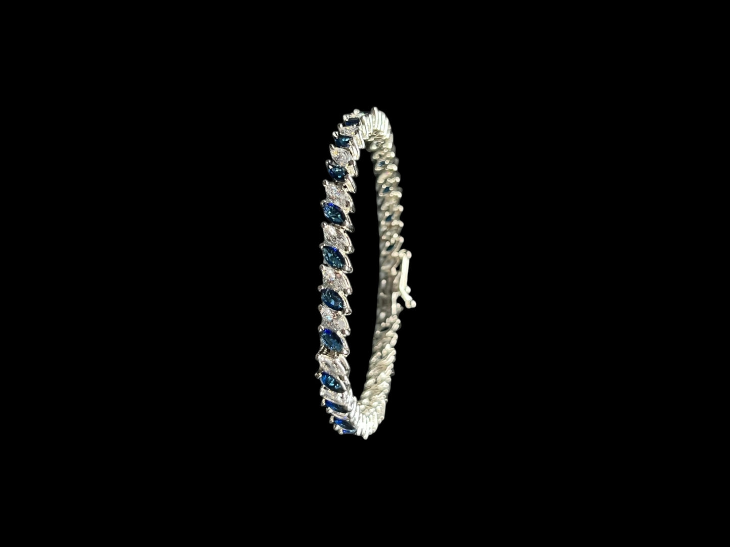 JESSI DIAMOND BRACELET