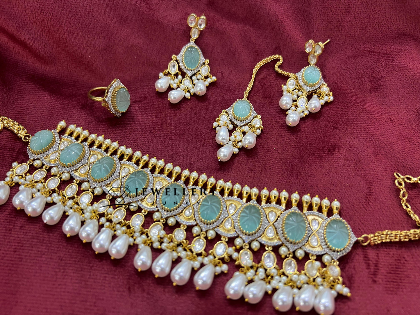 SHYA GOLD KUNDAN NECKLACE