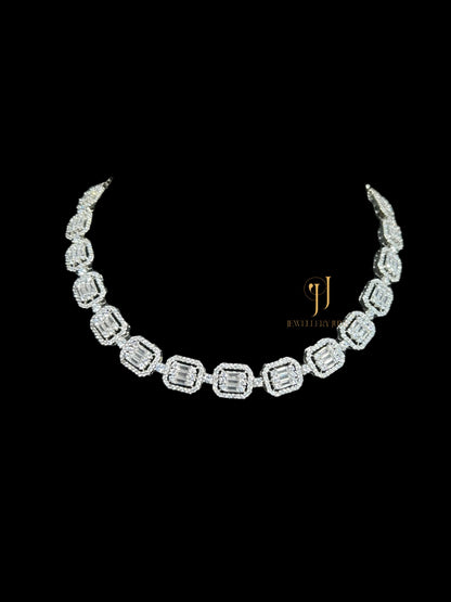 CHRISTA DIAMOND NECKLACE