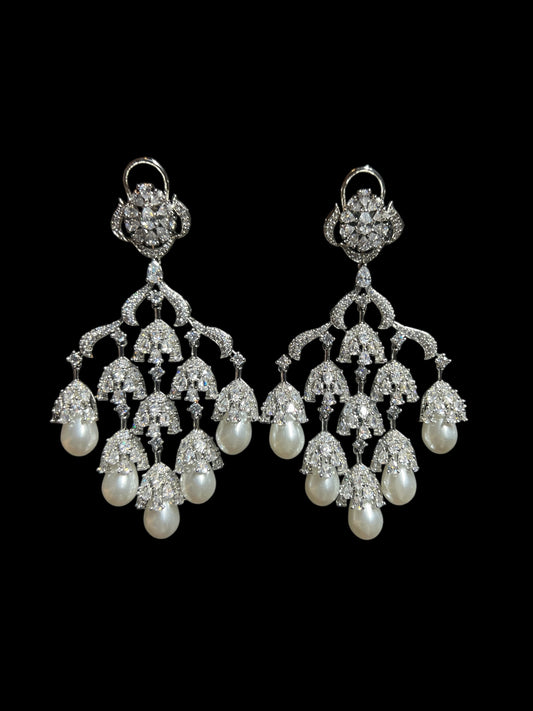 TAYLOR DIAMOND EARRING E-1027