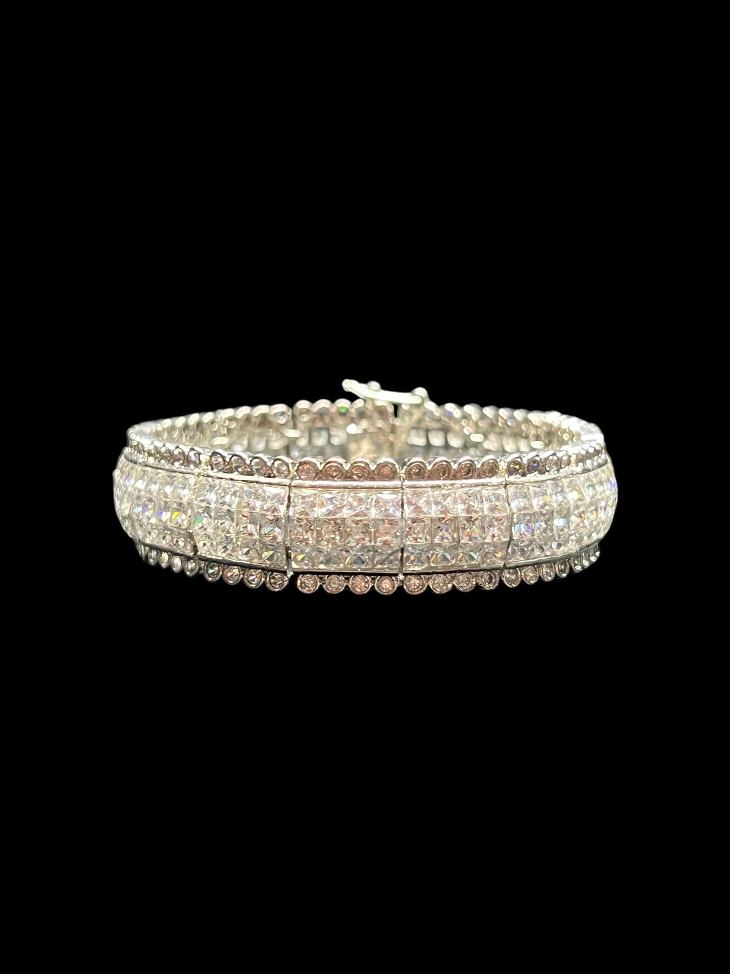 LUCI DIAMOND BRACELET