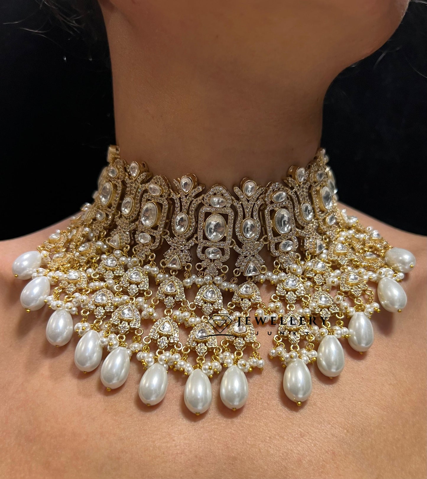 MUSKAAN VICTORIAN KUNDAN NECKLACE