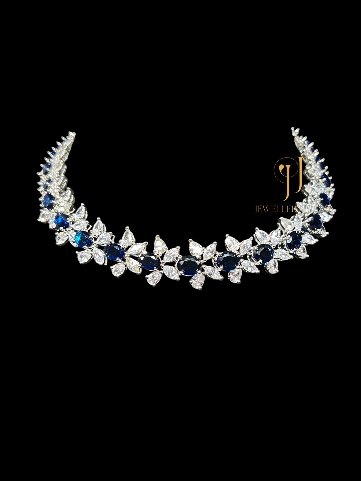 MAIA DIAMOND NECKLACE