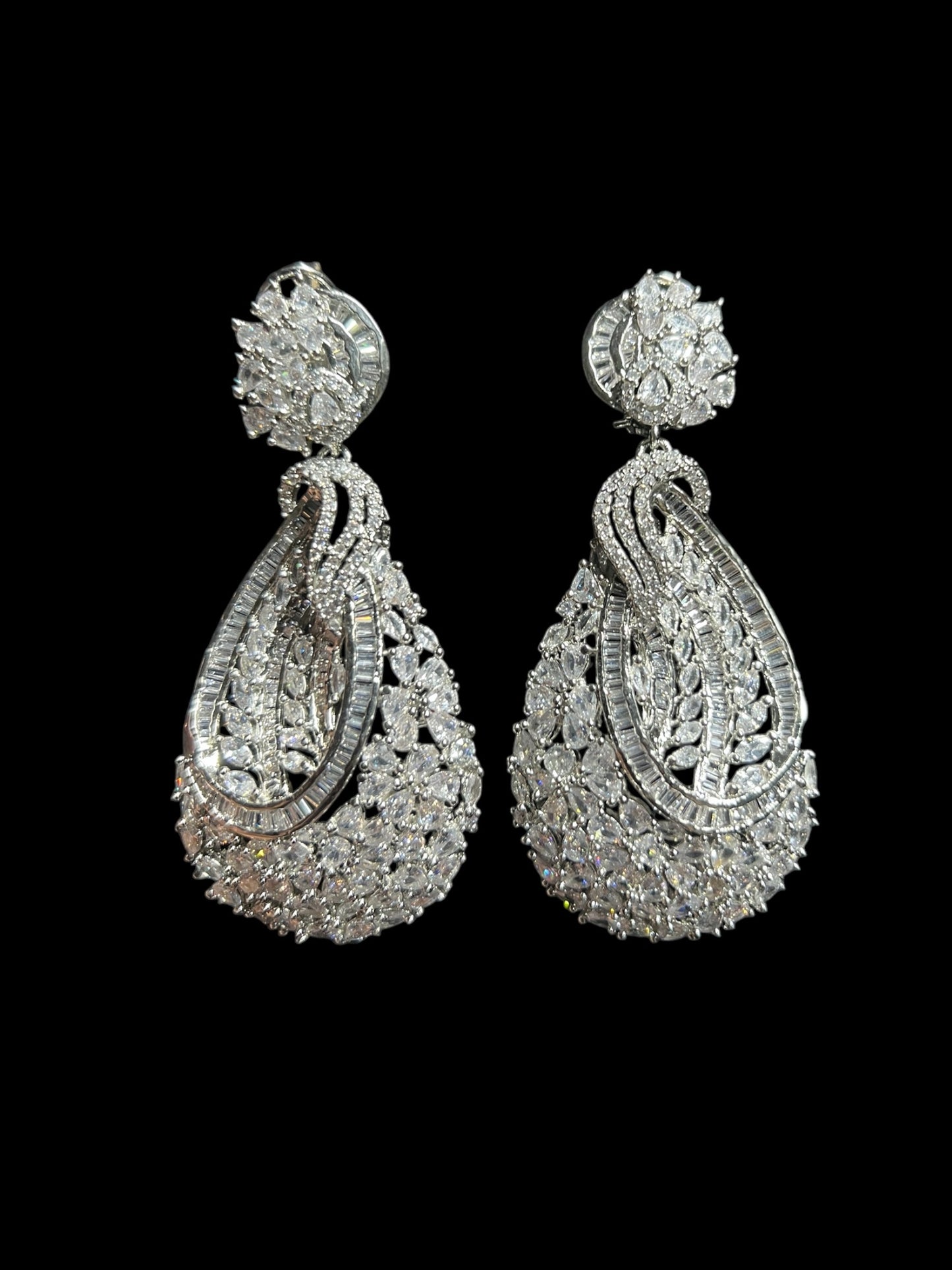 REYNA DIAMOND EARRING E-1023