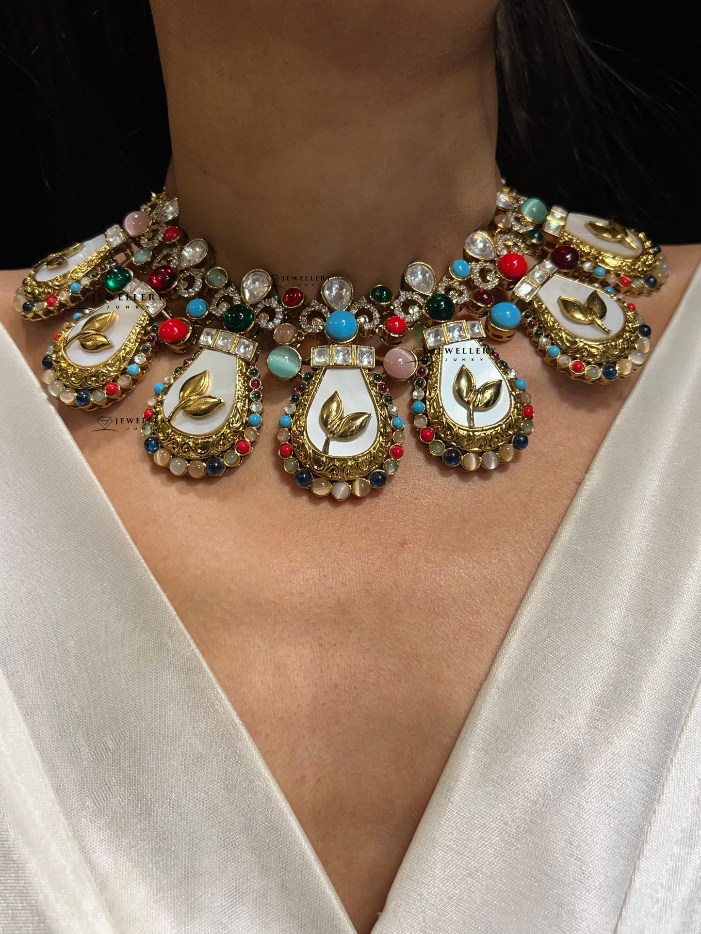 AMENA NAVRATAN KUNDAN NECKLACE