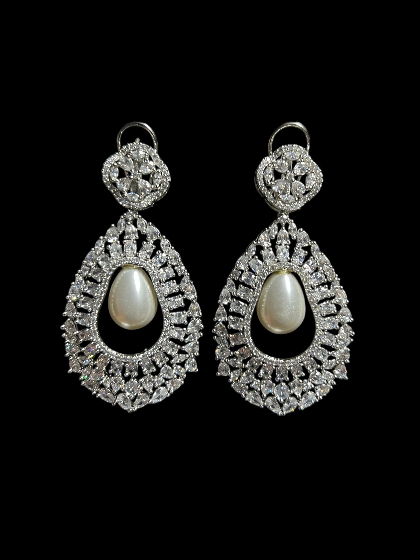 ZIVAH PEARL DROP DIAMOND EARRING E-1037