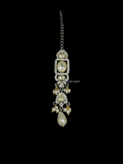 MUSKAAN VICTORIAN KUNDAN NECKLACE