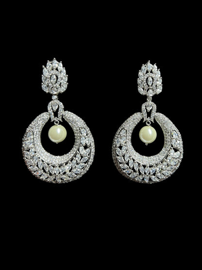 RAINA DIAMOND EARRING E-1046