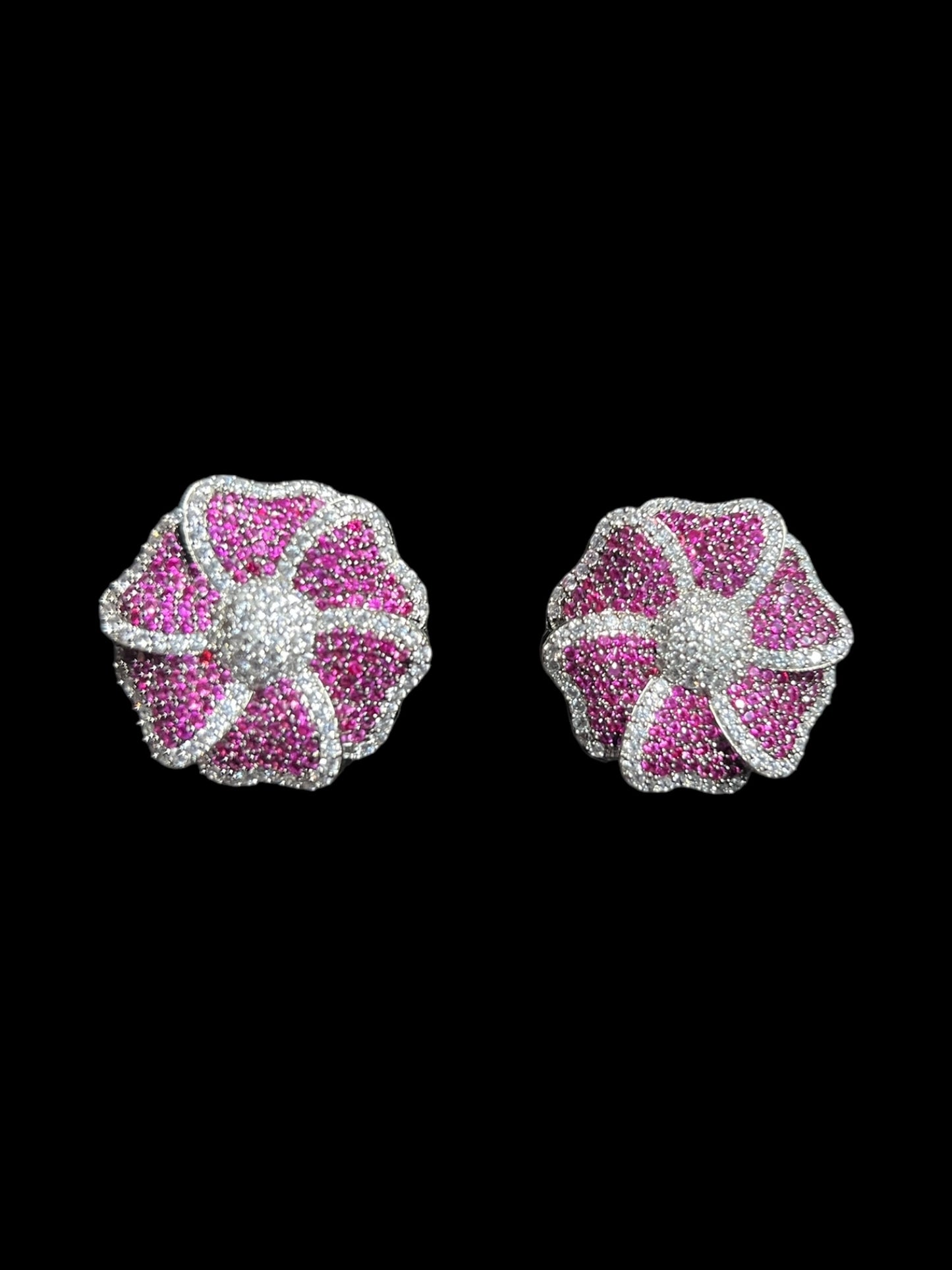 AURRA NANO DIAMOND STUD E-1016