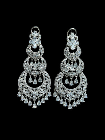 ALIANNA DIAMOND EARRING E-1048