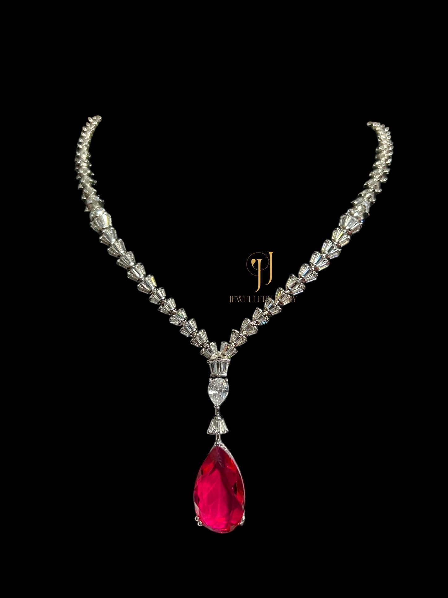 Deepika Baguette Diamond Necklace