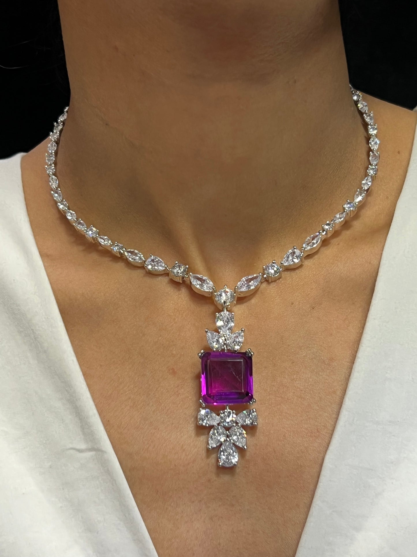 ASHLEY DIAMOND NECKLACE