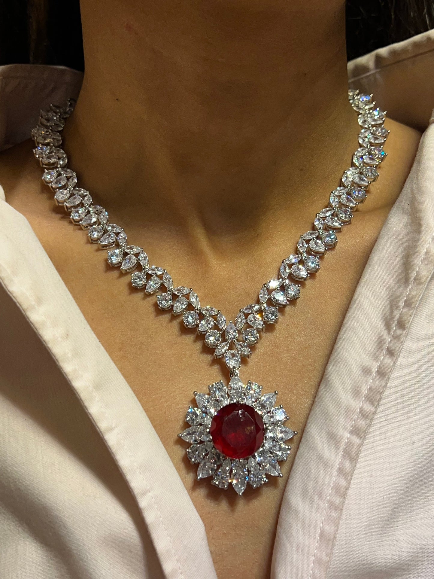 YASMIN DIAMOND NECKLACE