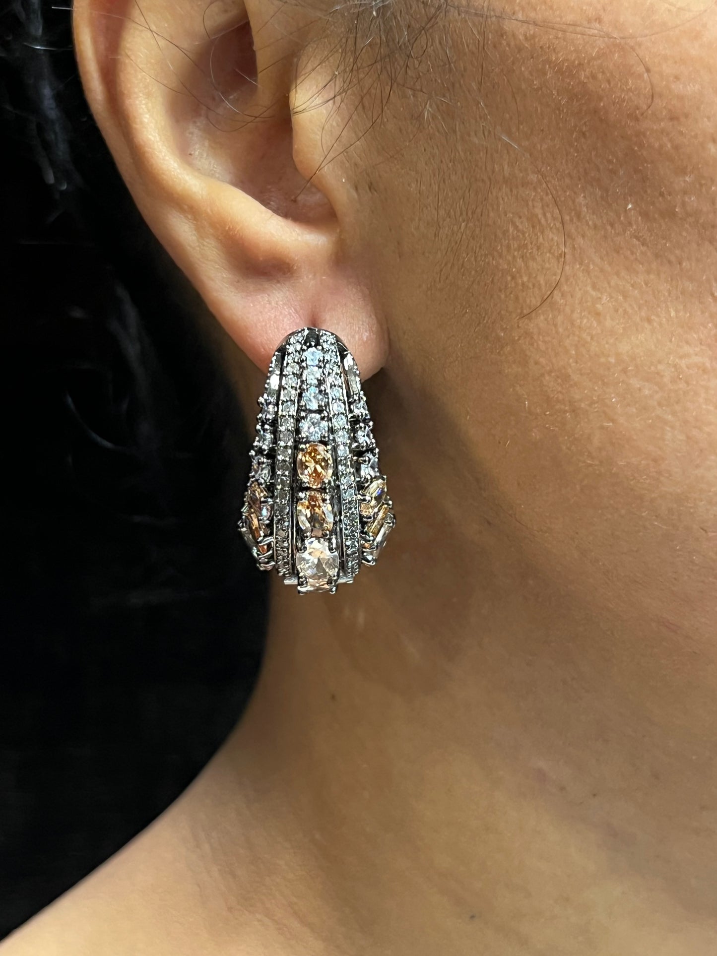 MIA DIAMOND HOOP EARRING