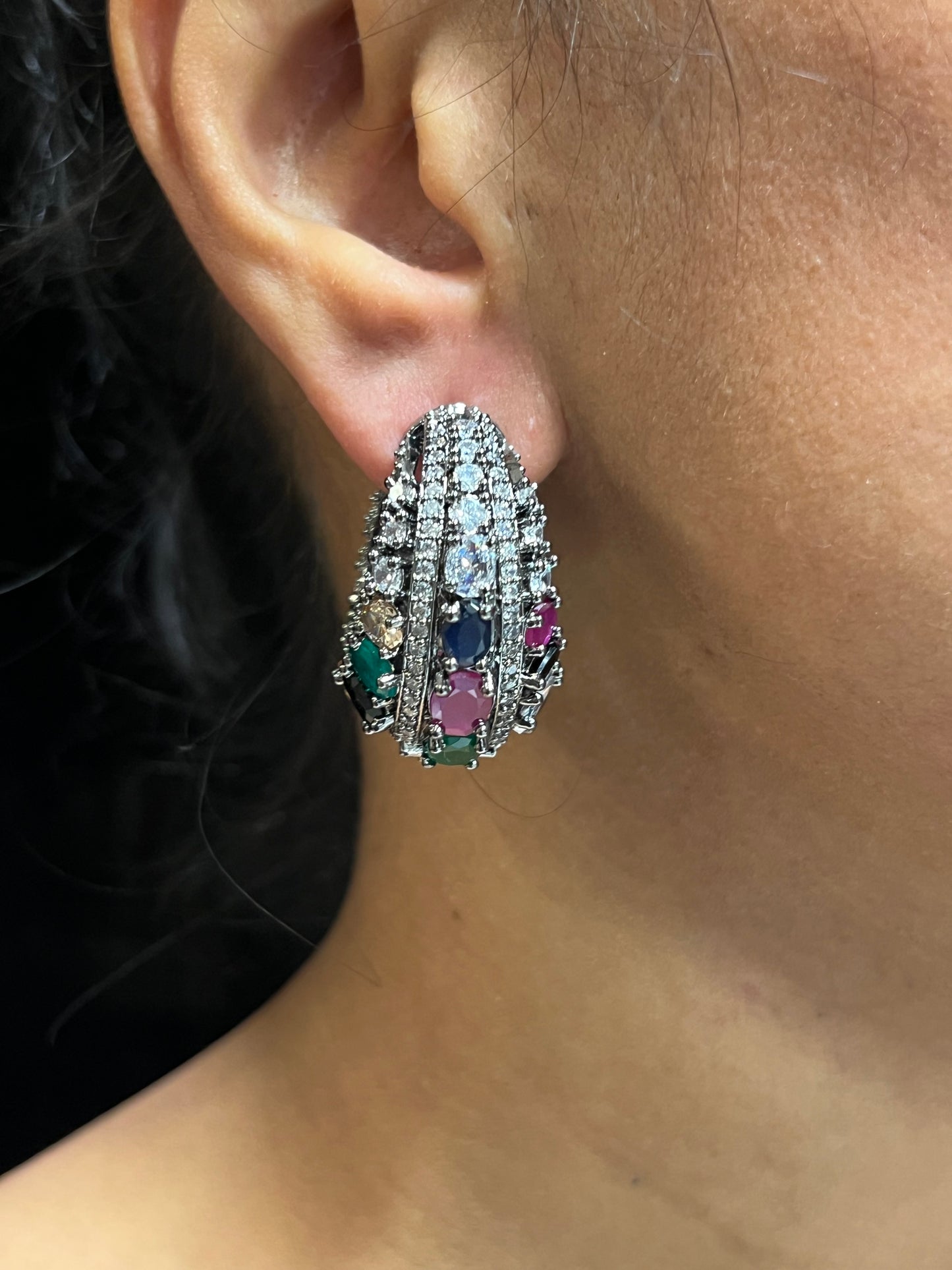 MIA DIAMOND HOOP EARRING