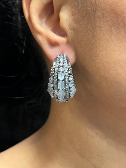MIA DIAMOND HOOP EARRING