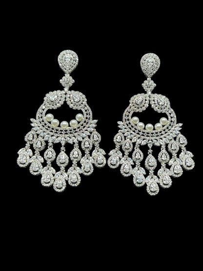 VIHA DIAMOND EARRING E-1064