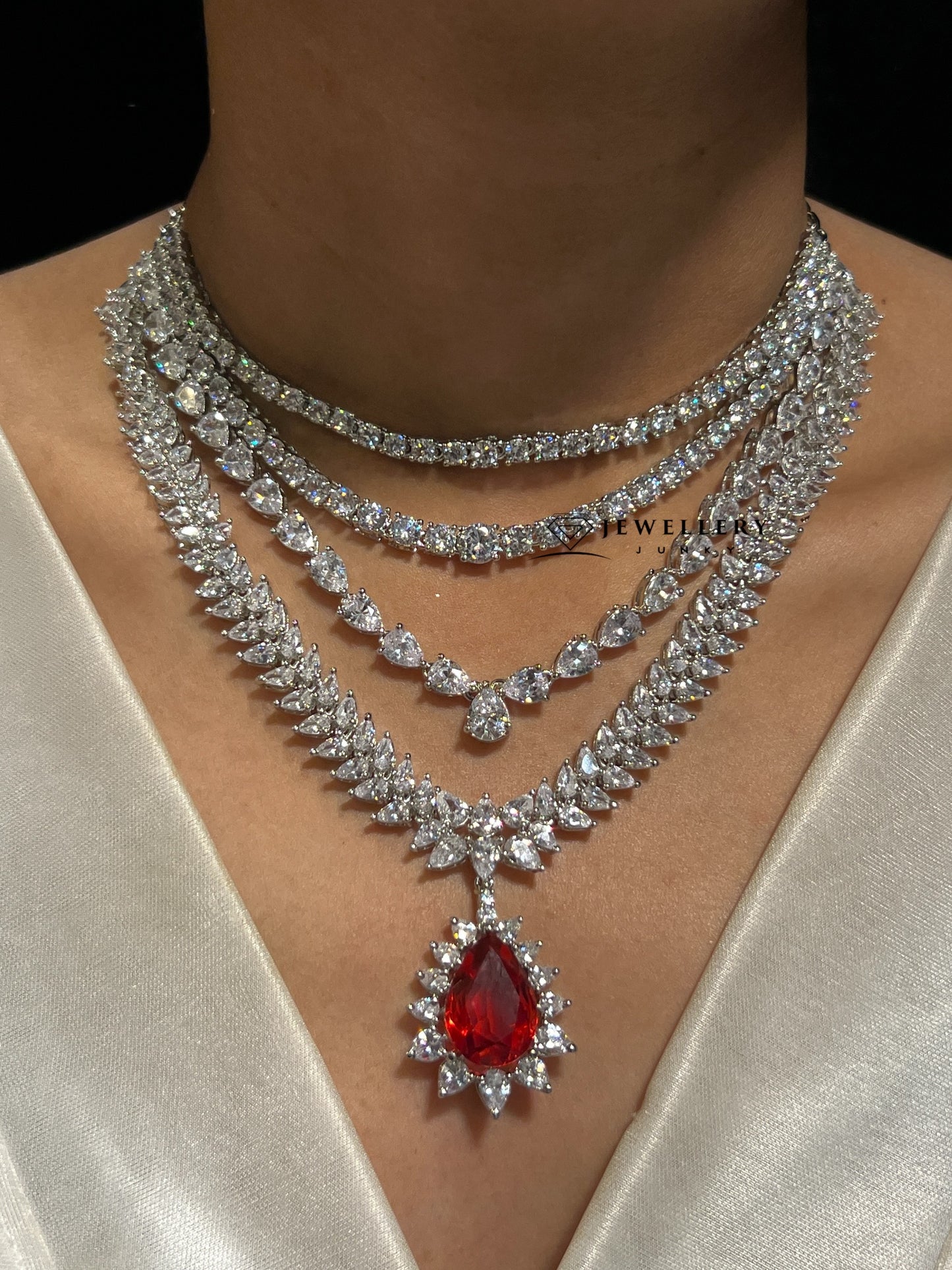 MIRANDA DIAMOND LAYERED NECKLACE