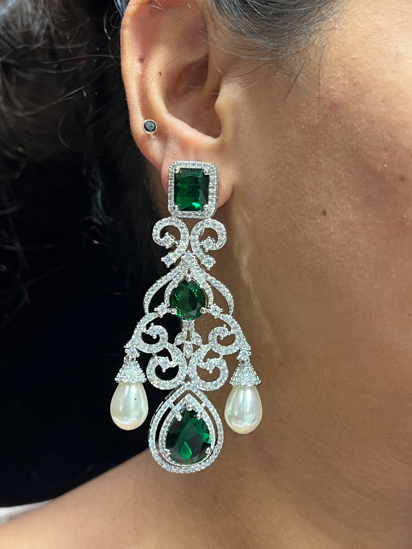 MYRA DIAMOND PEARL DROP EARRING E-1019