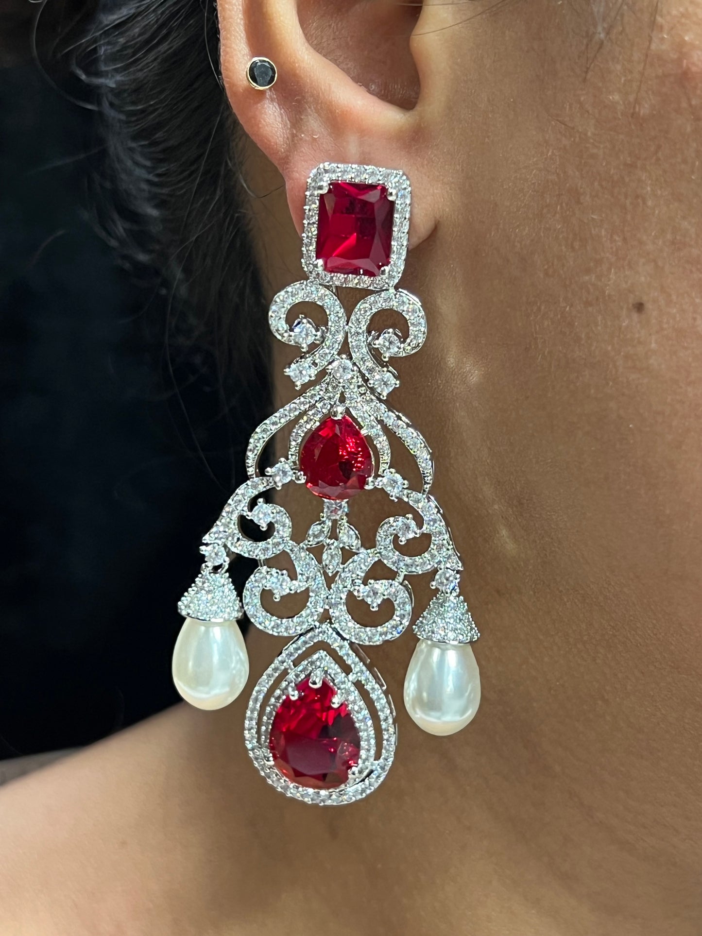 MYRA DIAMOND PEARL DROP EARRING E-1019