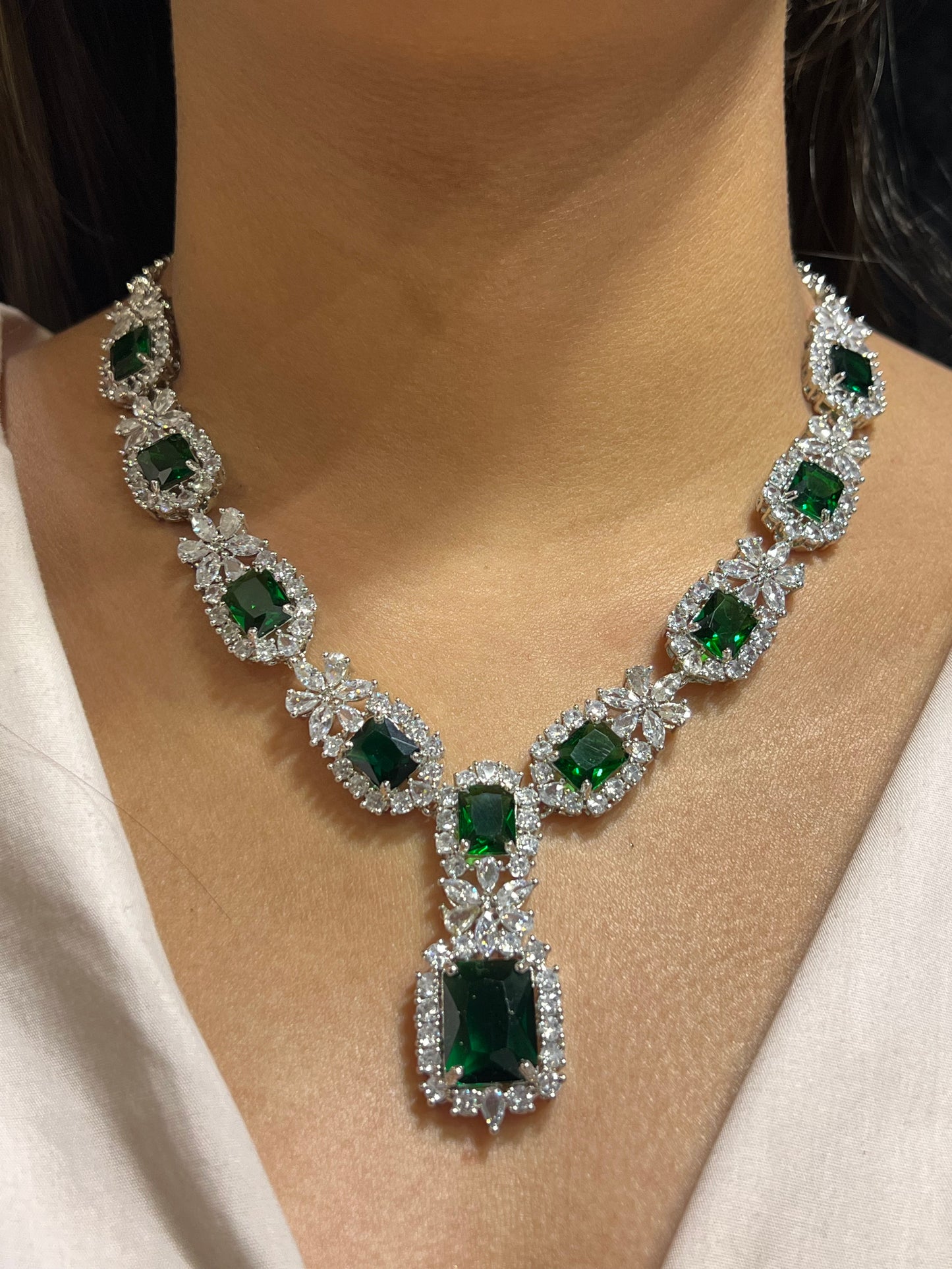 ESTRELLA DIAMOND NECKLACE