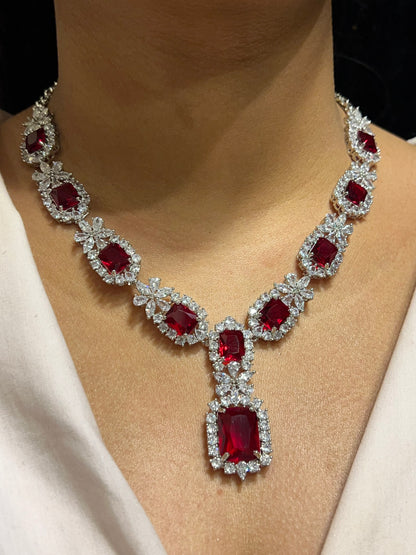 ESTRELLA DIAMOND NECKLACE