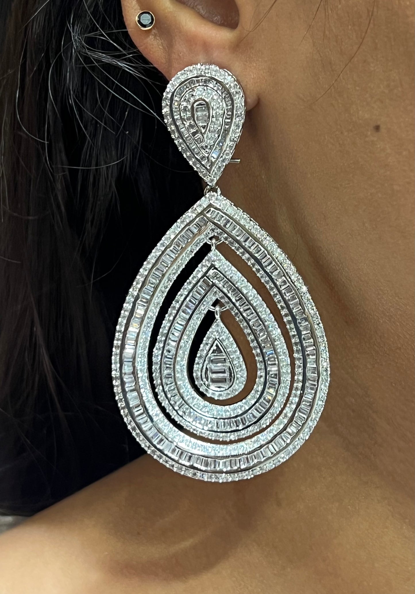 DEENAH DIAMOND EARRING E-1087