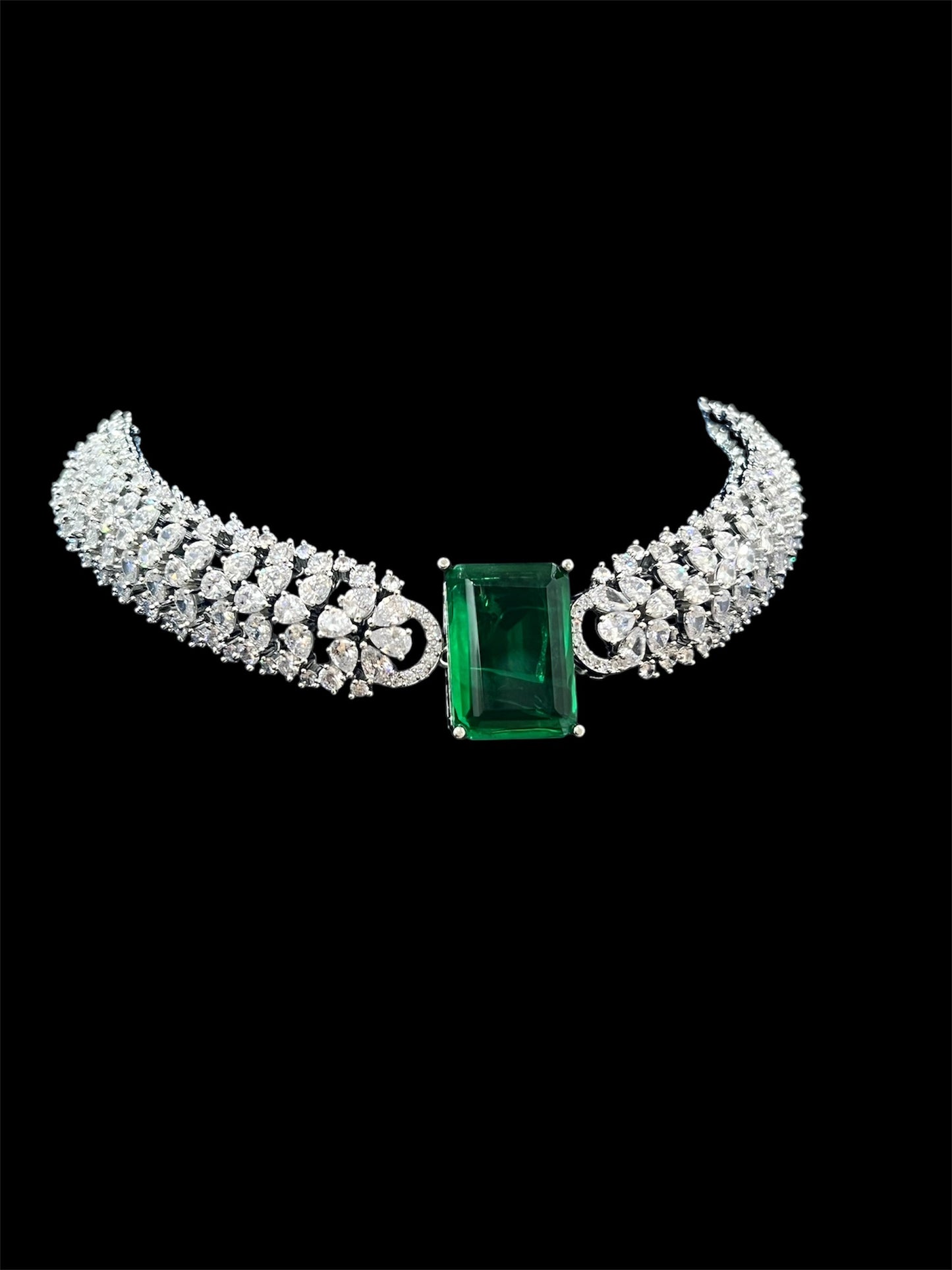 MALAIKA DIAMOND NECKLACE