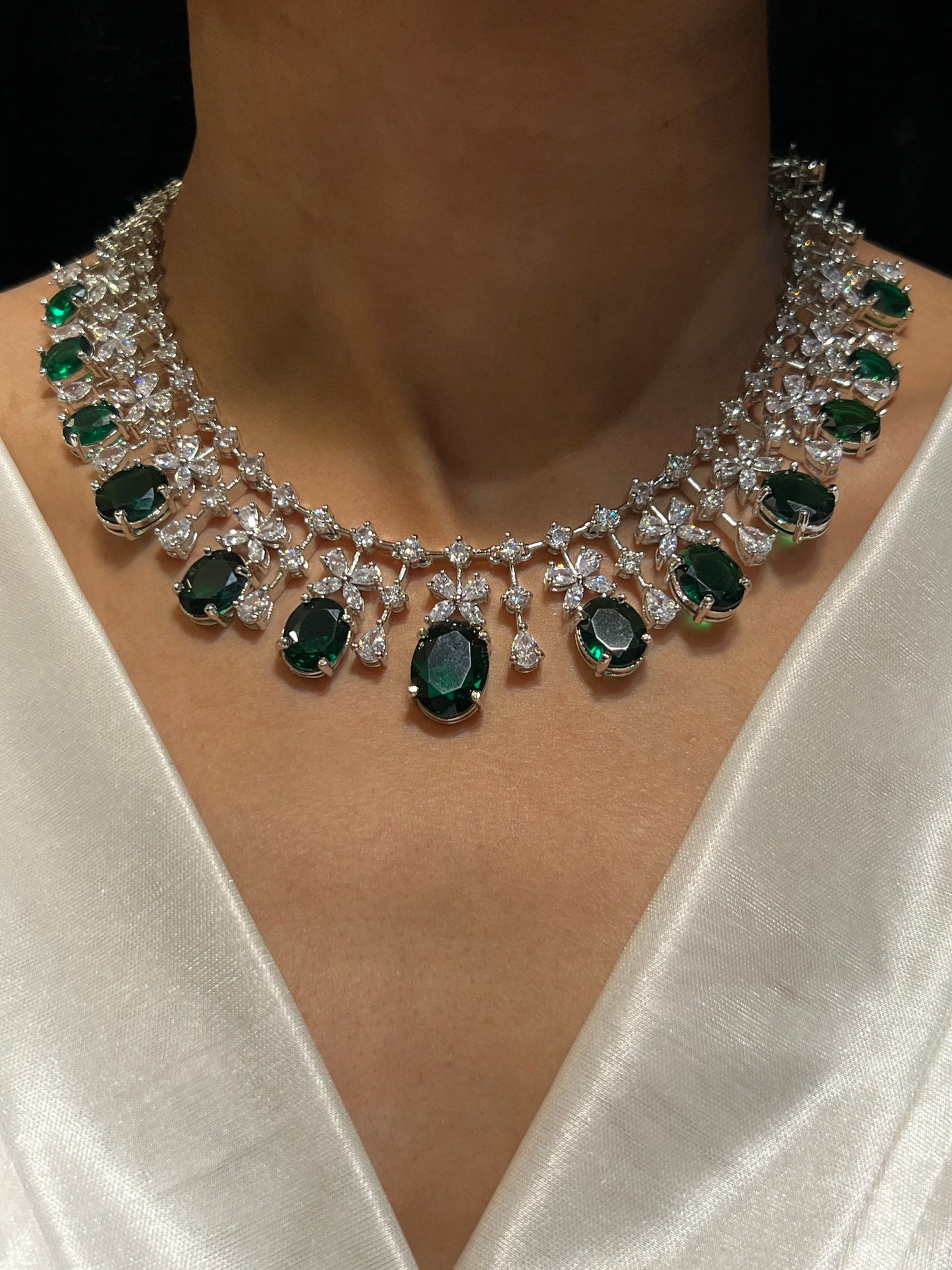 MADHURI DIAMOND NECKLACE