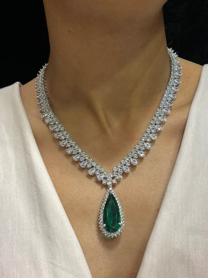 ELIA DIAMOND NECKLACE