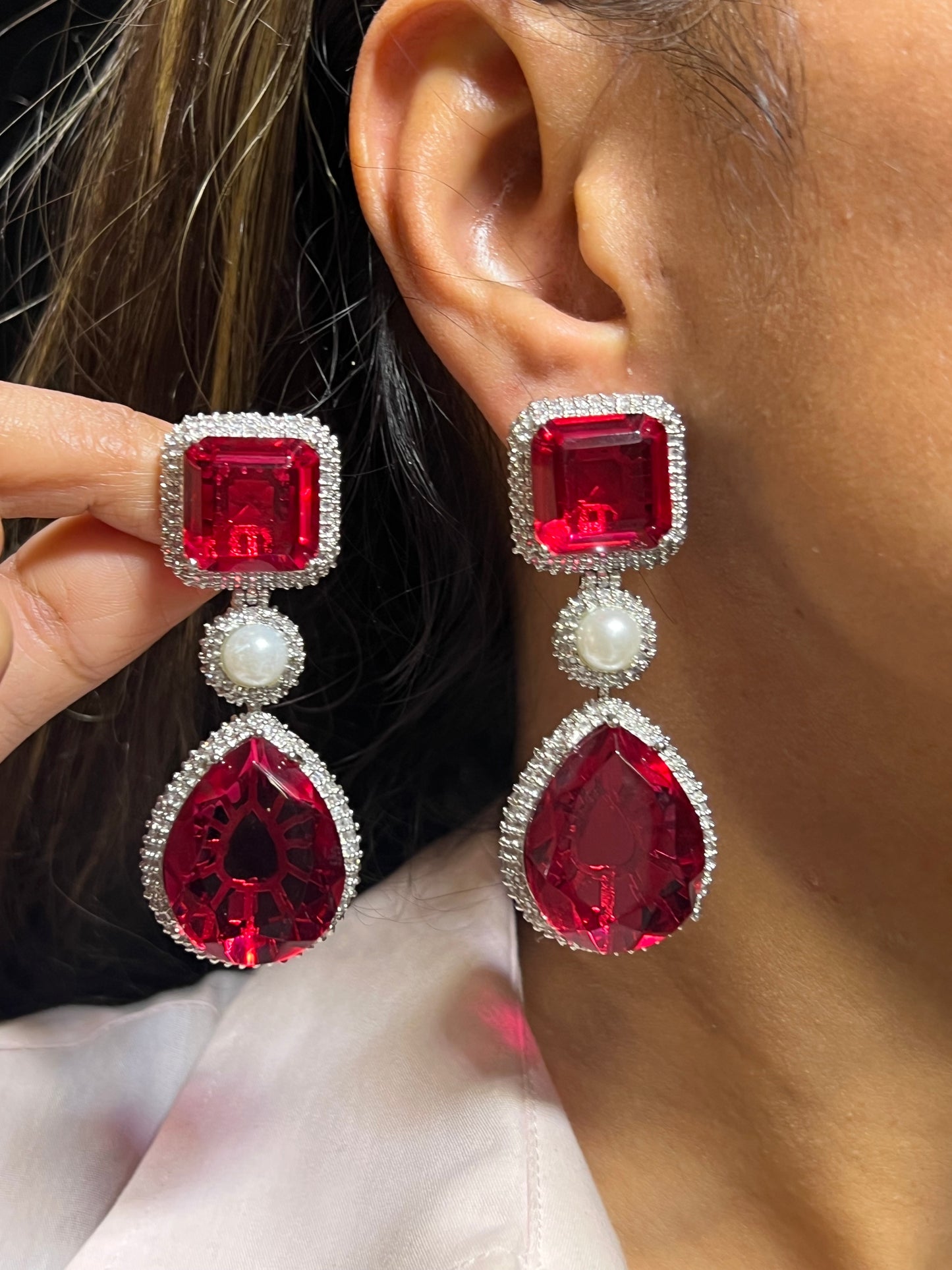 LVY DIAMOND EARRING