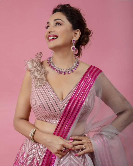 MADHURI DIAMOND NECKLACE