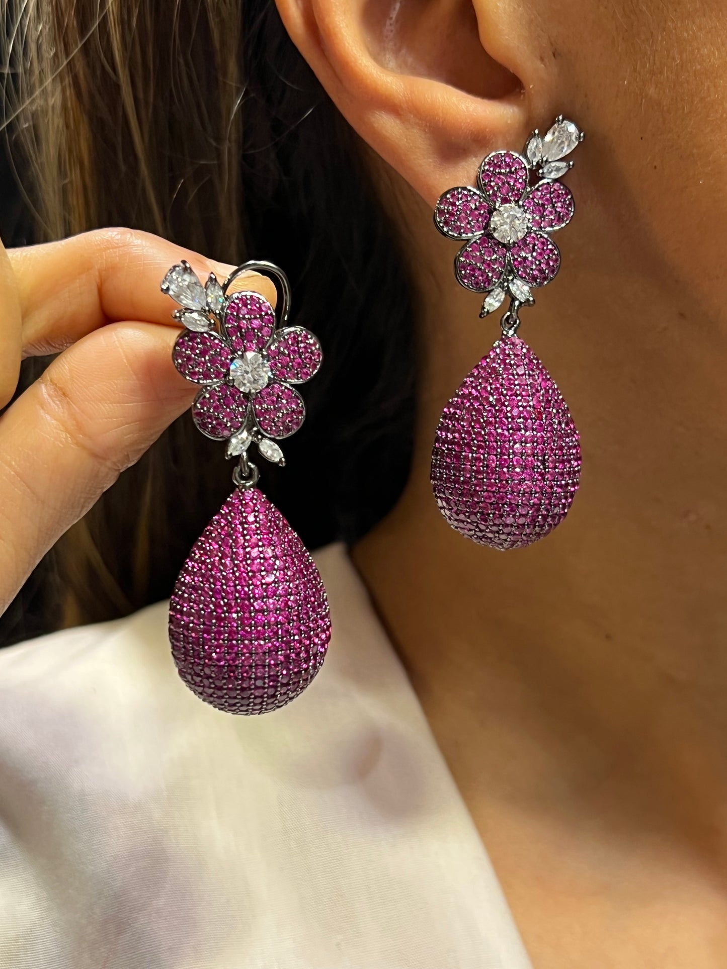 SAZIA DIAMOND NANO EARRING E-1018