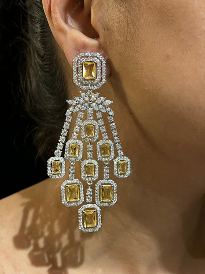 ZAINA DIAMOND EARRING